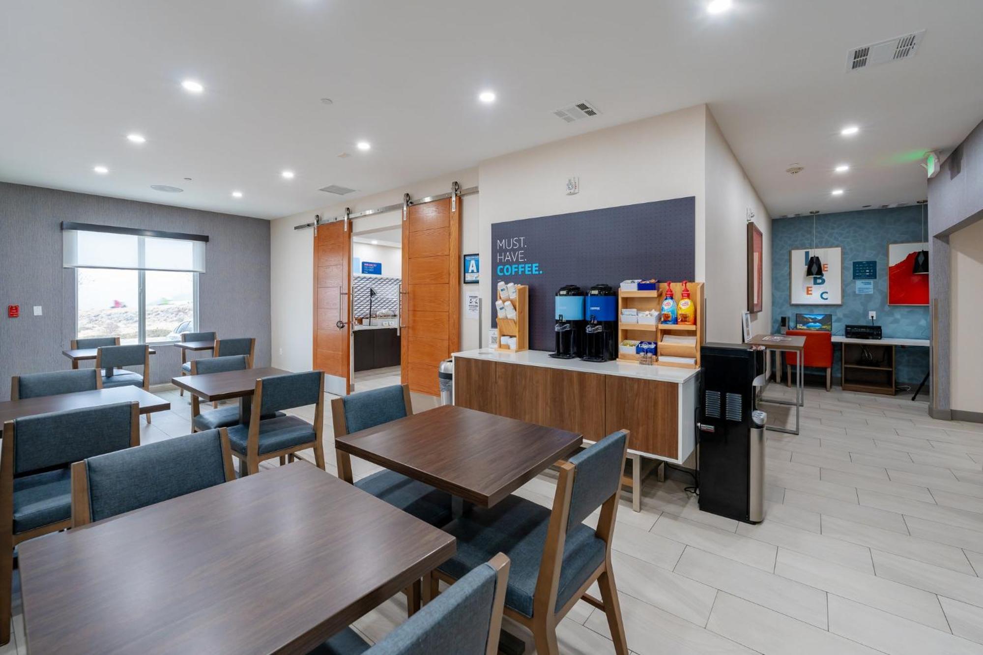 Lebec Holiday Inn Express & Suites Frazier Park By Ihg מראה חיצוני תמונה